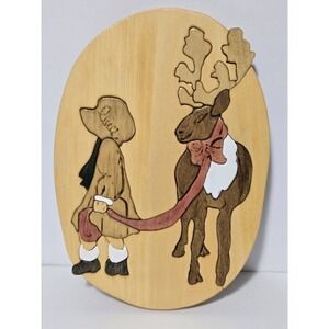 VINTAGE Wood Art Oval Christmas Reindeer Holly Hobbie Handmade Signed Decor